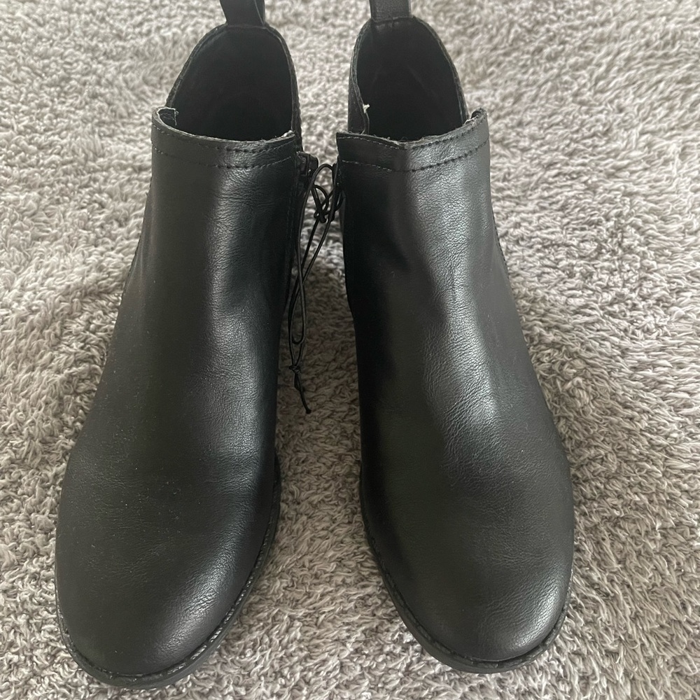 Black ankle boots with zipper. Brand new, never worn. Sun & Stone.
